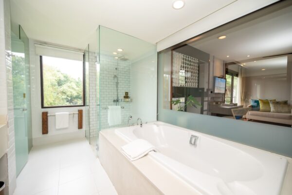 Rooms & Villas