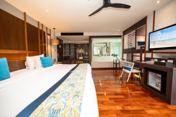 Rooms & Villas