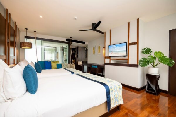 Rooms & Villas