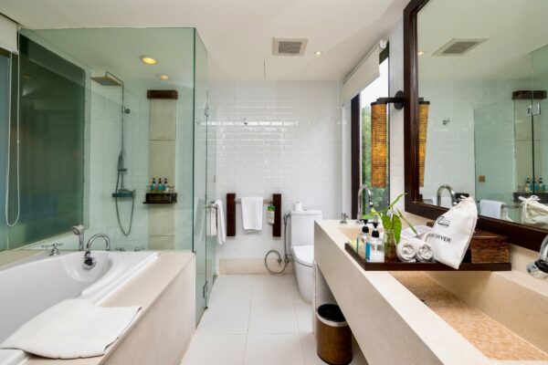 Rooms & Villas