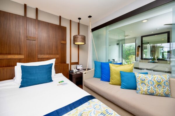 Rooms & Villas