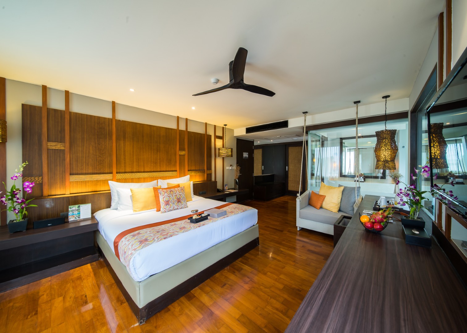 Pearl Suite