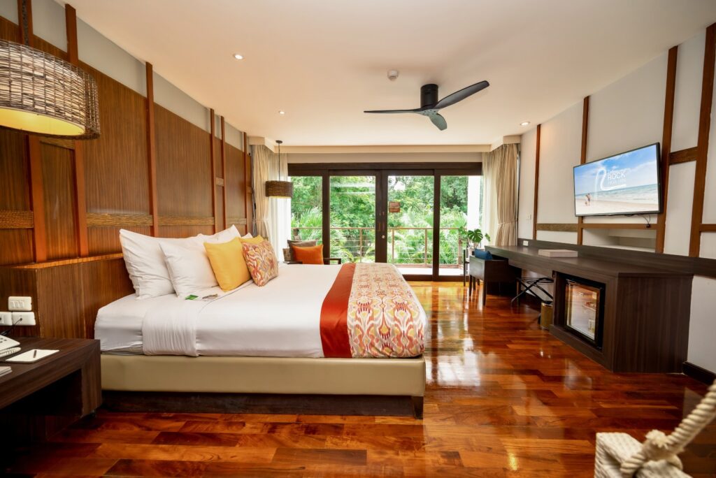 Pearl Suite