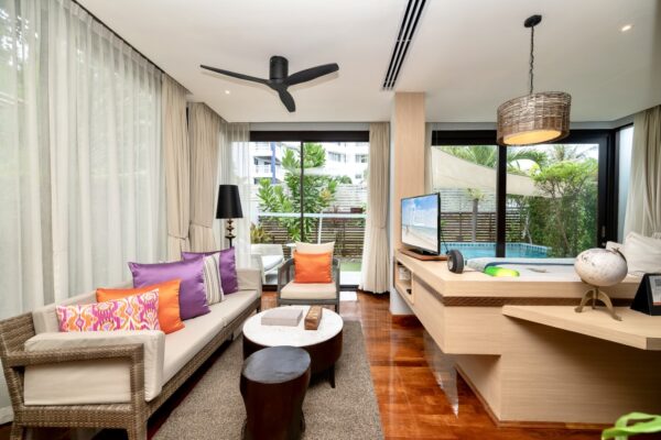 Rooms & Villas