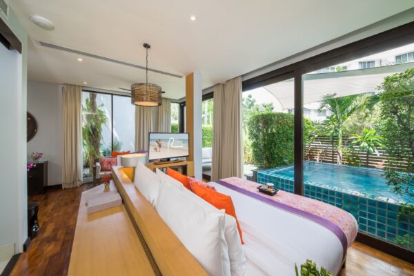 Rooms & Villas