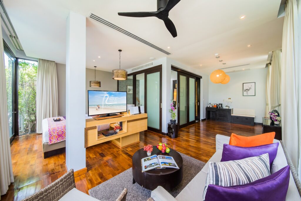 Qualia Jacuzzi Pool Villa