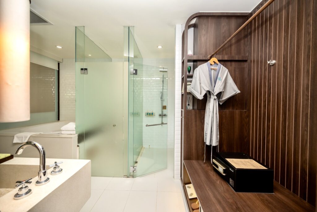 Qualia Jacuzzi Pool Villa