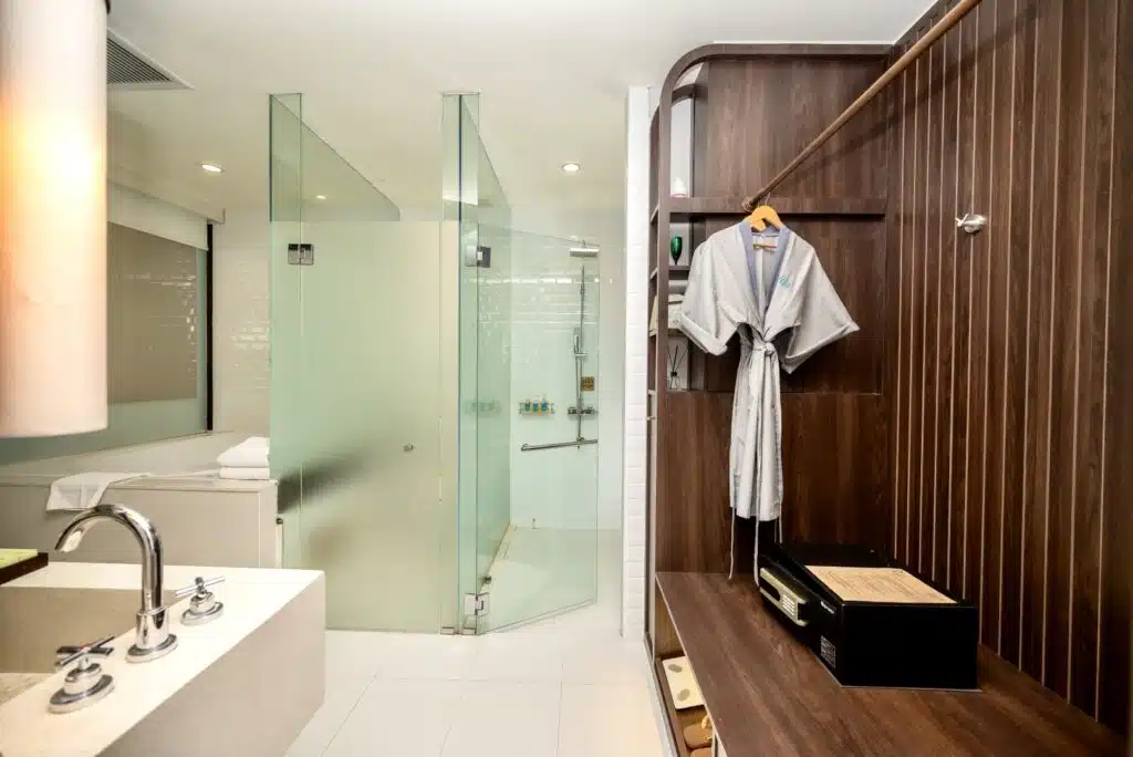 Qualia Jacuzzi Pool Villa