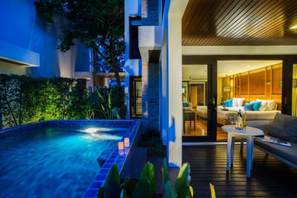 Rooms & Villas