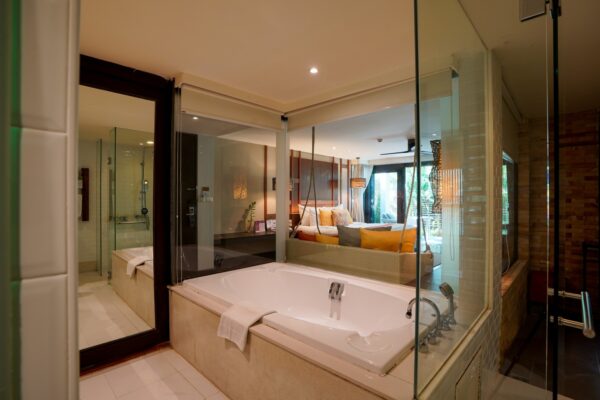 Rooms & Villas