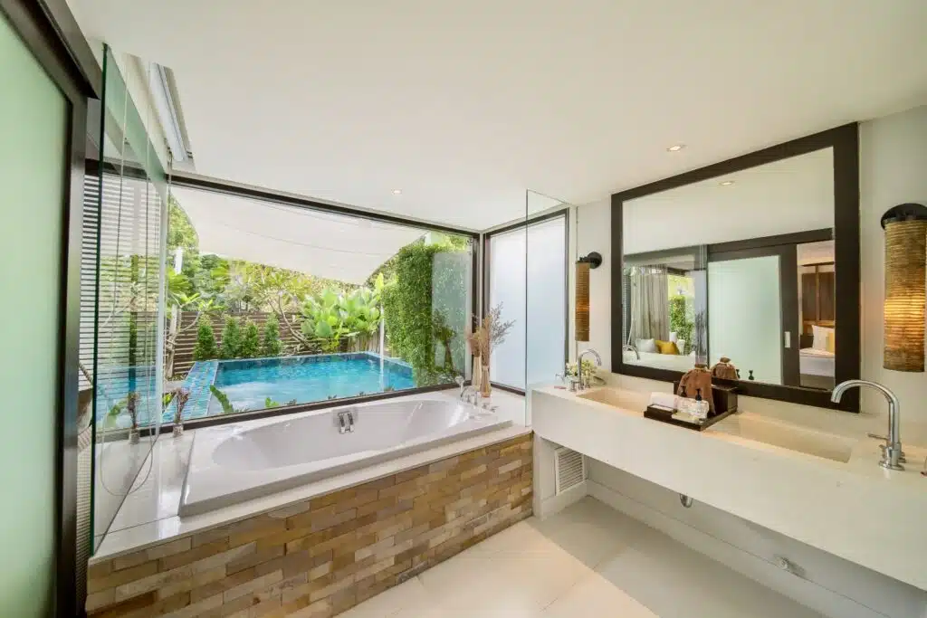 Zen+ Plus Jacuzzi Pool Terrace