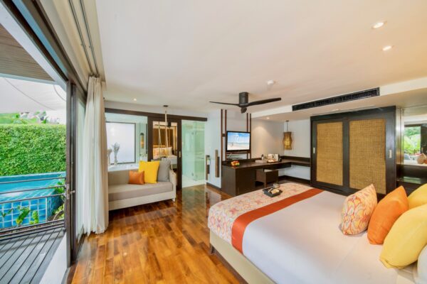 Rooms & Villas