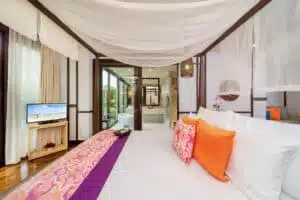 Qualia Jacuzzi Pool Villa J2
