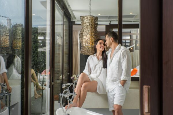Rooms & Villas