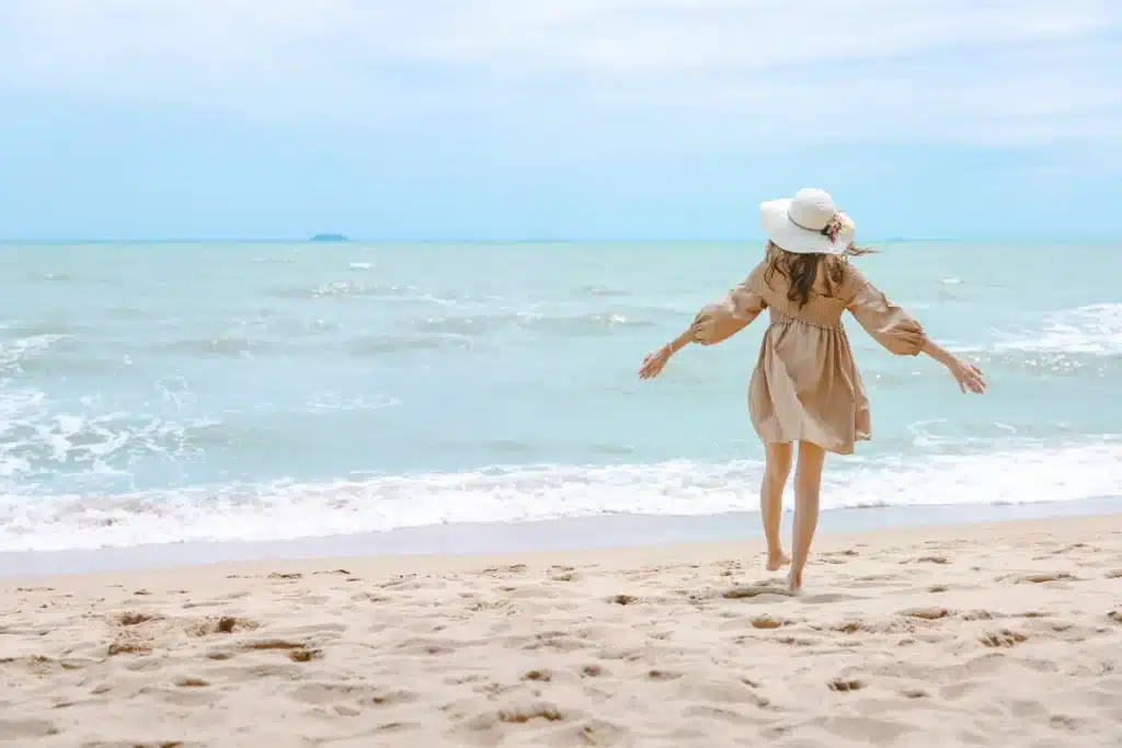 Must-Have Accessories for Your Beach Outfit