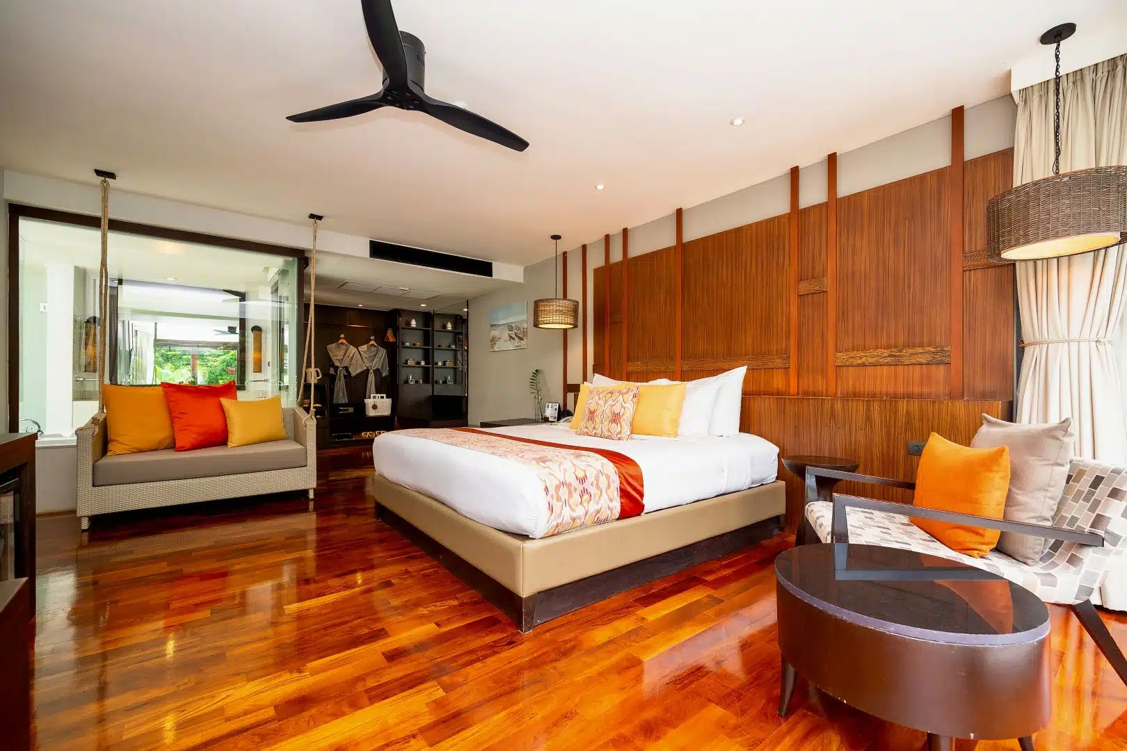 Pearl Suite